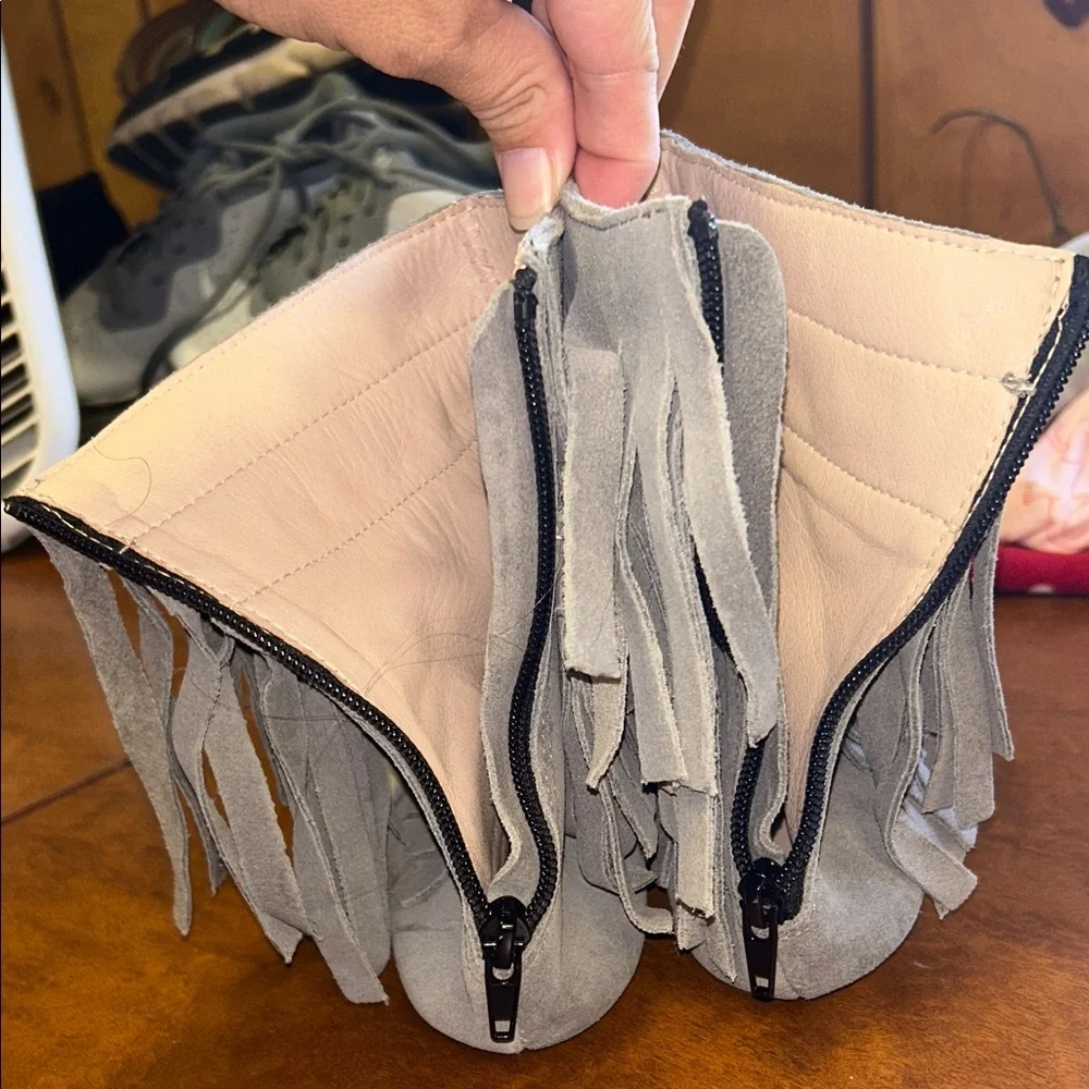 Monkey Feet Suede Fringe Kids Boots in Gray